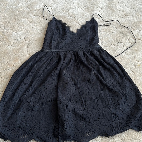 Size 6 dress - Picture 1 of 2